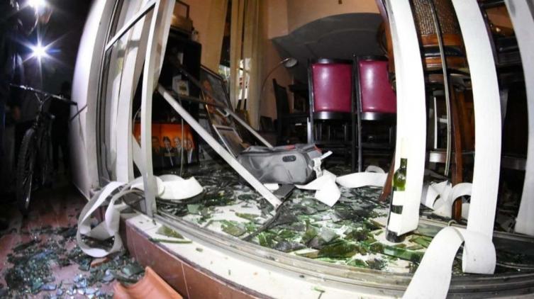 Descontrol en Bolivia: saquearon la casa de Evo Morales e incendiaron las de dirigentes opositores y periodistas
