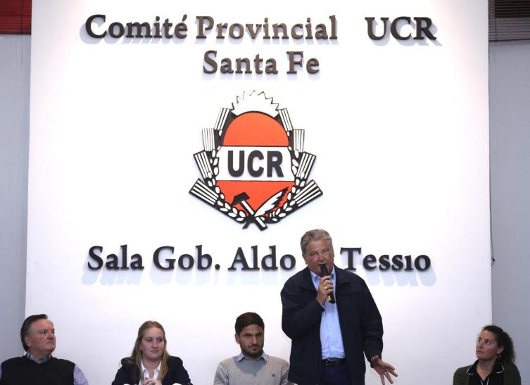 Fascendini es el nuevo presidente del radicalismo santafesino