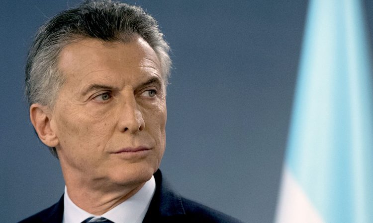 Imputaron a Macri y a 4 de sus funcionarios por los vuelos a las Malvinas desde Brasil