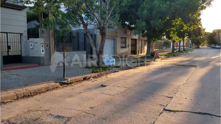 Violento episodio en el oeste de la ciudad: lo maniataron para robarle