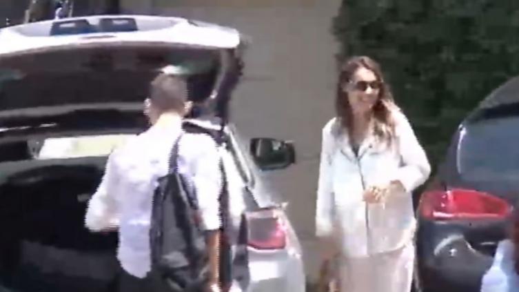 Pampita llegó a su casamiento en... ¡pijama!