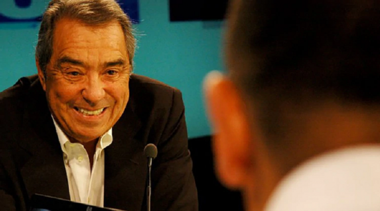Figuras del periodismo deportivo acercaron sus condolencias por la muerte de Carlos Ávila