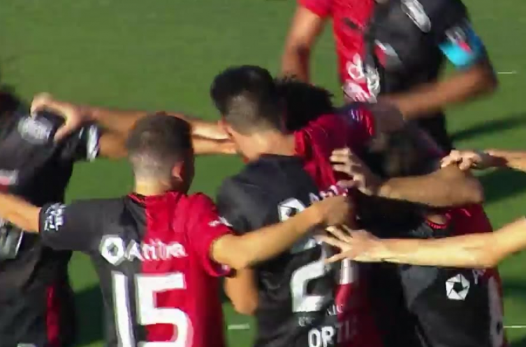 Colón está complicado con los números en la Superliga