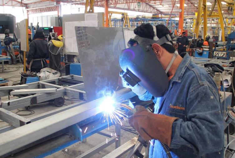 La actividad económica se desplomó 2,1% en septiembre 