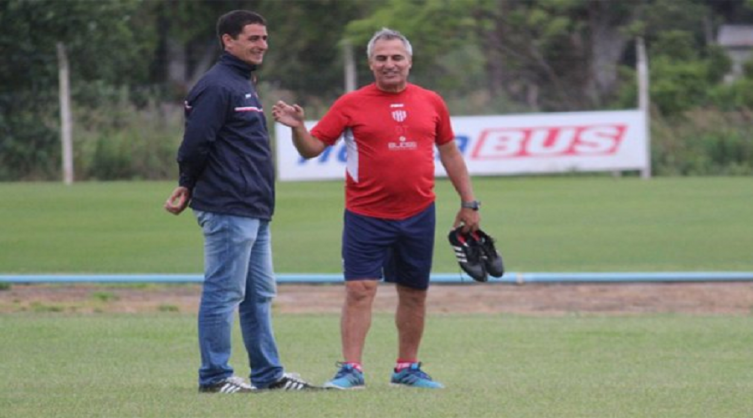 Madelón piensa en la estrategia para enfrentar a Huracán