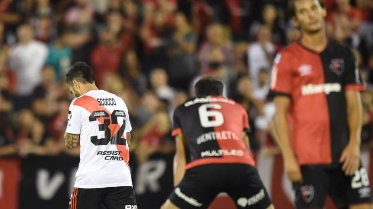 Newells no lo pudo sostener y ahora River alcanzó la igualdad