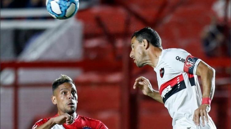 El postergado de los mil días: vuelven a cambiar Independiente-Newell ´s