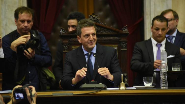 Juraron los 130 diputados electos y asumió Massa como presidente