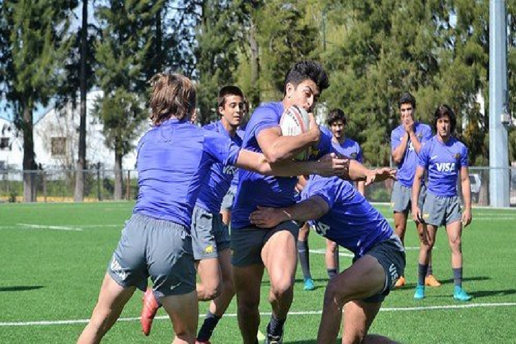 Un santafesino integra el plantel de Los Pumitas M18