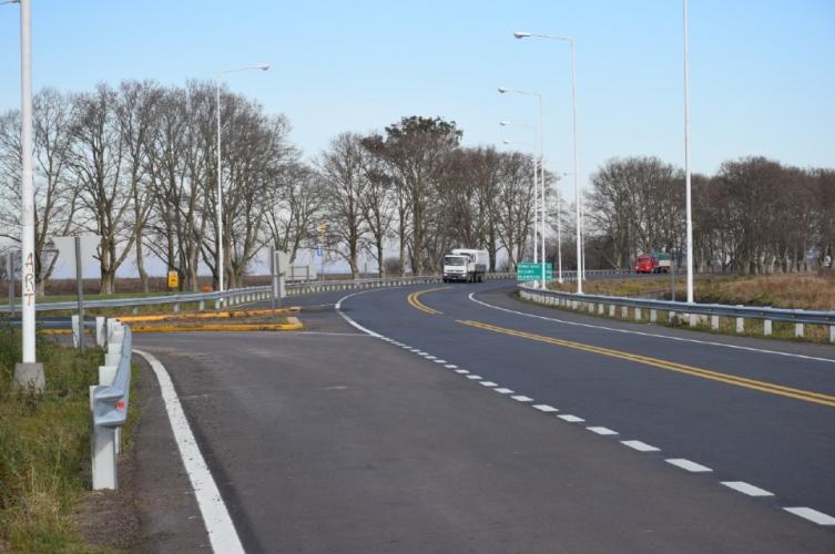 Murió una motociclista tras ser arrollada por un camión en la autopista