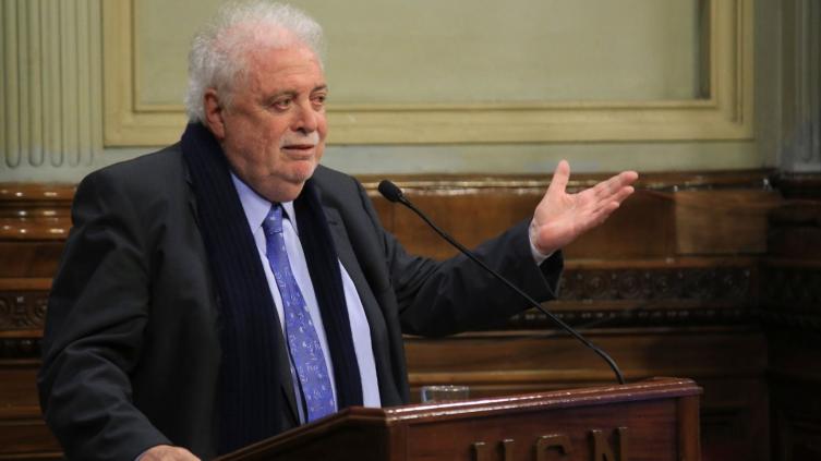 Ginés González García anunció la aplicación de un nuevo protocolo para la interrupción legal del embarazo