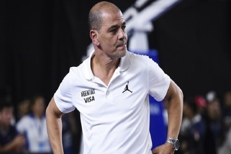 Sergio Hernández dejaría de ser el seleccionador argentino