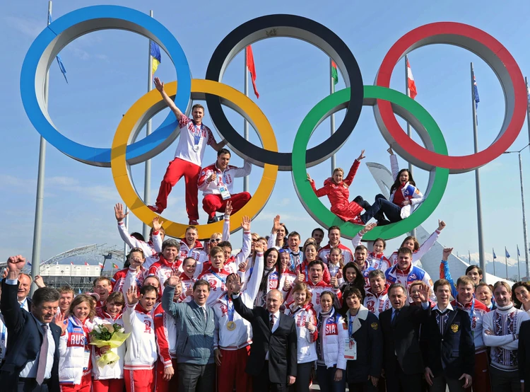 Putin y las 33 medallas: la foto que condenó a Rusia al destierro del deporte mundial