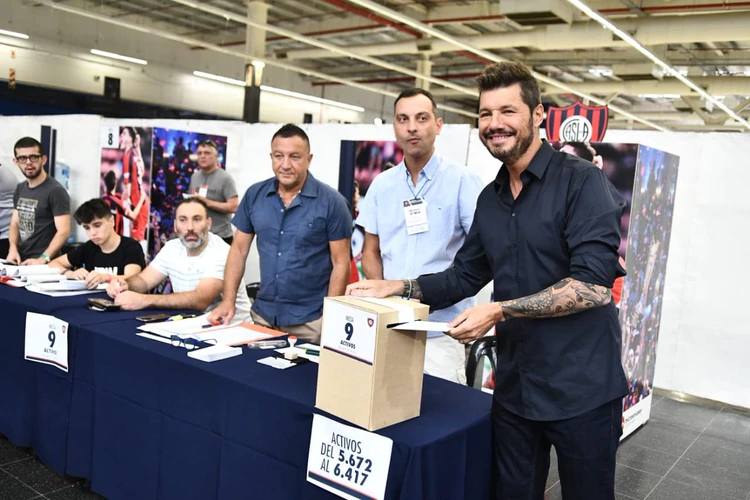 En una votación récord, Marcelo Tinelli arrasó en las elecciones y es el nuevo presidente de San Lorenzo