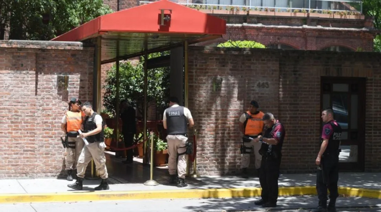 Videos confirman que atacantes siguieron a turistas baleados desde Ezeiza