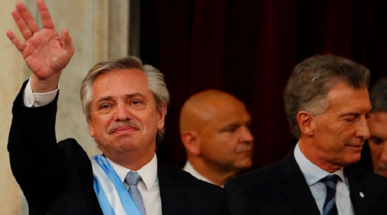 Las cuatro decisiones de Macri que Alberto dio vuelta en cuatro días