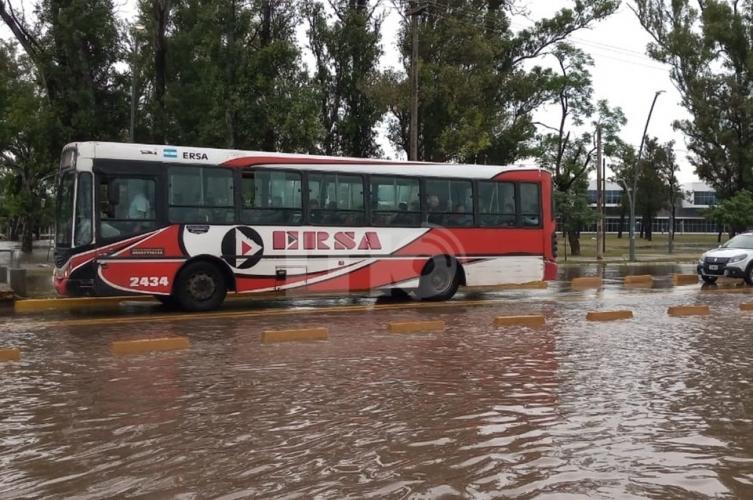 Se normaliza la circulación de colectivos: los desvíos