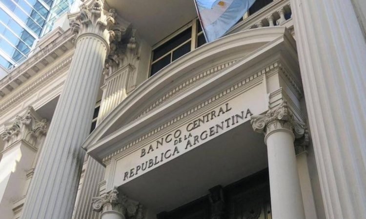 El BCRA habilitó a los bancos a dar asueto el 24 y 31 de diciembre
