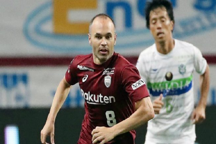 Bombazo: Iniesta, cerca de fichar por Estudiantes de La Plata