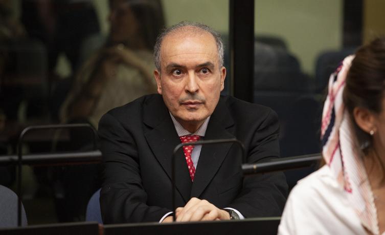 López recibió la excarcelación en la causa cuadernos pero seguirá detenido