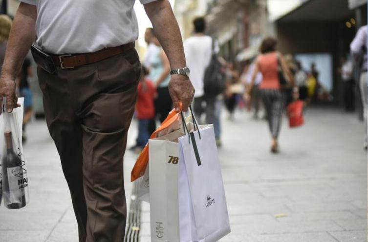 Horarios especiales en la ciudad para las compras navideñas