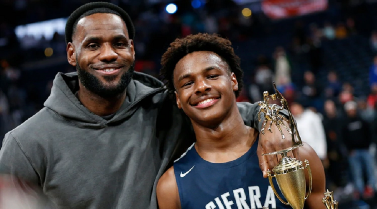 Bronny, el hijo de LeBron James: el boom detrás de la nueva sensación del básquet, de apenas 15 años