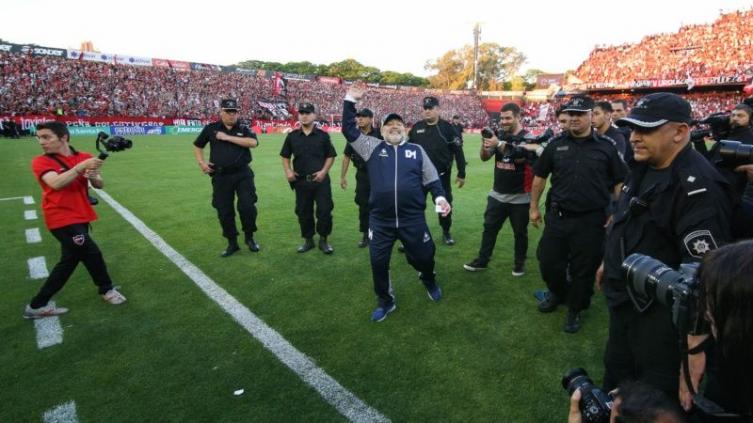 La visita de Maradona al Coloso se llevó todos los flashes en 2019