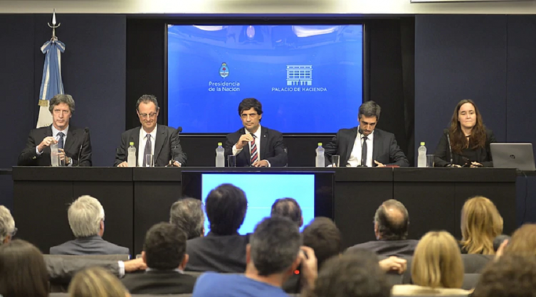 Los hechos económicos de 2019: del reperfilamiento de la deuda hasta la emergencia económica