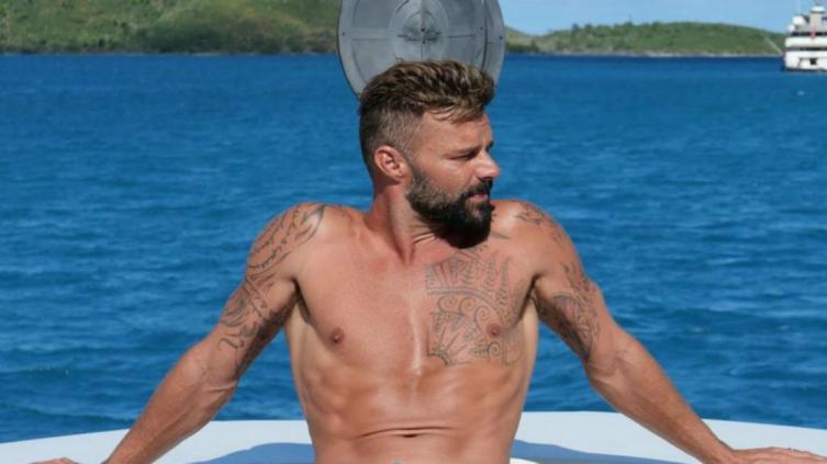 Ricky Martin rompió internet con un video y unas fotos infernales