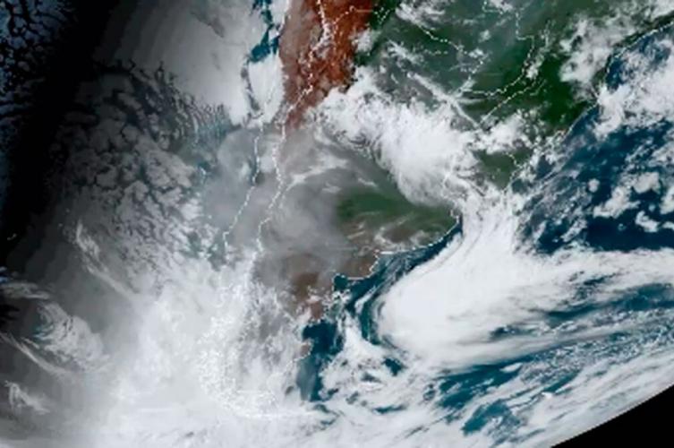 El humo de los incendios de Australia llegó a la Argentina