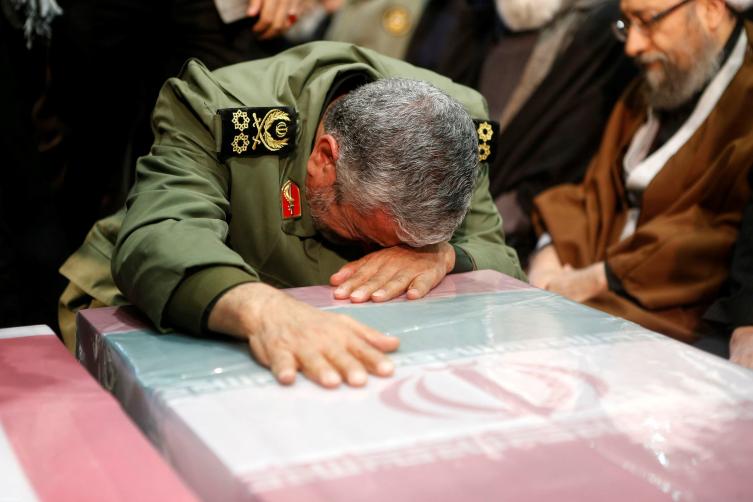 Una marea humana despidió en Teherán a Soleimani