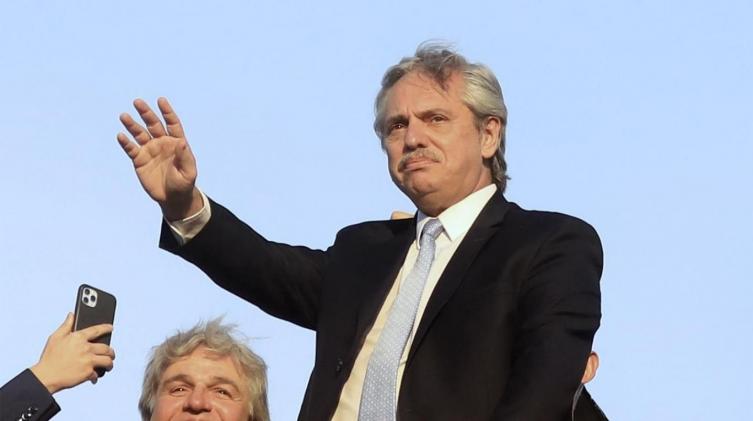 Alberto Fernández aspira a 