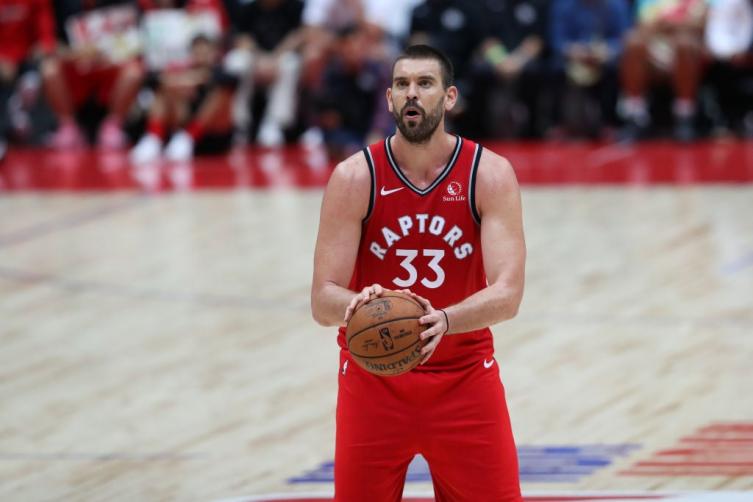 Toronto arrasó a Washington con un inspirado Powell
