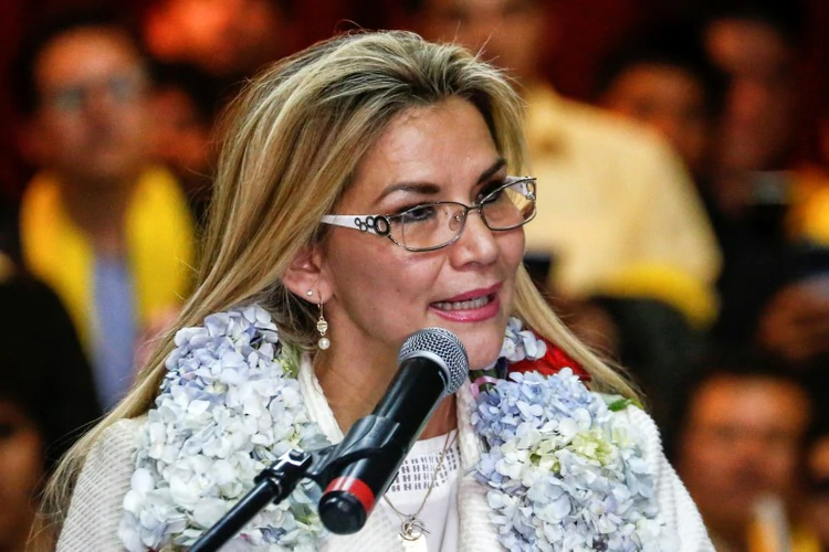 Jeanine Áñez anunció su candidatura a las elecciones generales en Bolivia