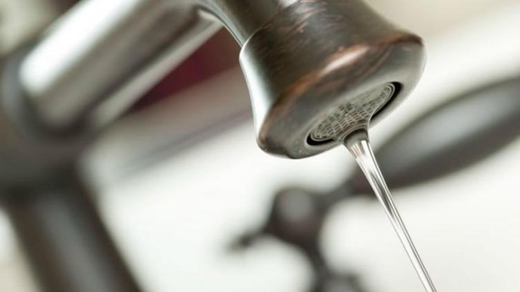 Se registra baja presión de agua en un sector del macro centro