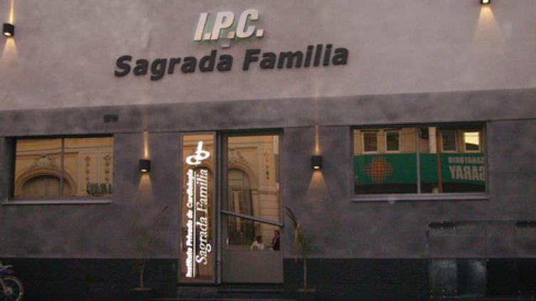 Trabajadores comenzaron a recibir telegramas de despidos