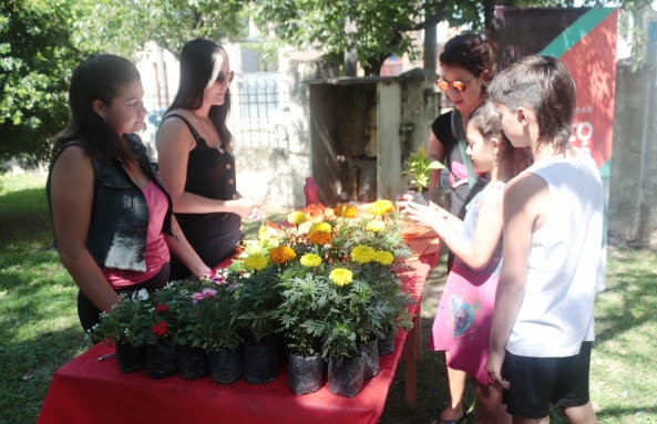 Jornada de canje ecológico en la sede de la vecinal Villa Luján