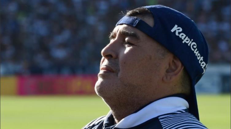 Oficial: Central no homenajeará a Maradona porque “es un técnico más”