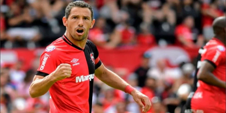 Newell ´s tiene un difícil partido ante Lanús en la Fortaleza