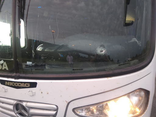 Atacaron a balazos un micro que trasladaba hinchas de Unión