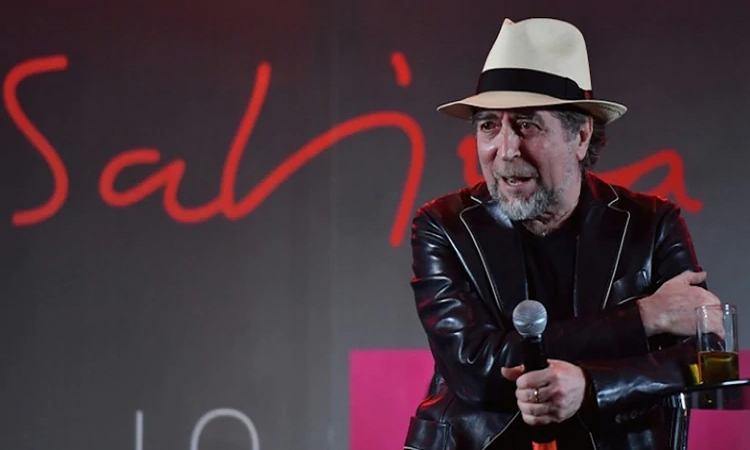 Joaquín Sabina abandonó la terapia intensiva tras su grave caída de un escenario