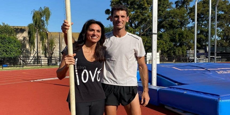 Sabatini también se animó al salto con garrocha con Germán Chiaraviglio