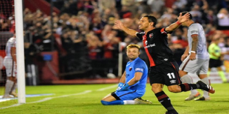 Colón no tiene reacción: Newell ´s vapuleó al Sabalero 4 a 0