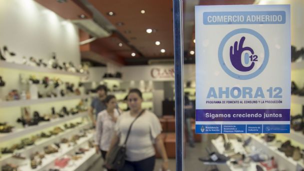 Gobierno negocia con los bancos para extender el Ahora 12