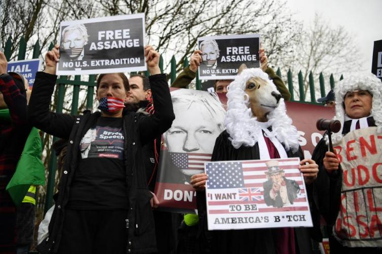 Comenzó el juicio sobre la extradición de Assange a Estados Unidos