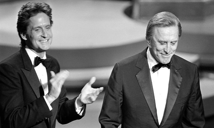 Kirk Douglas dejó a su hijo Michael sin herencia