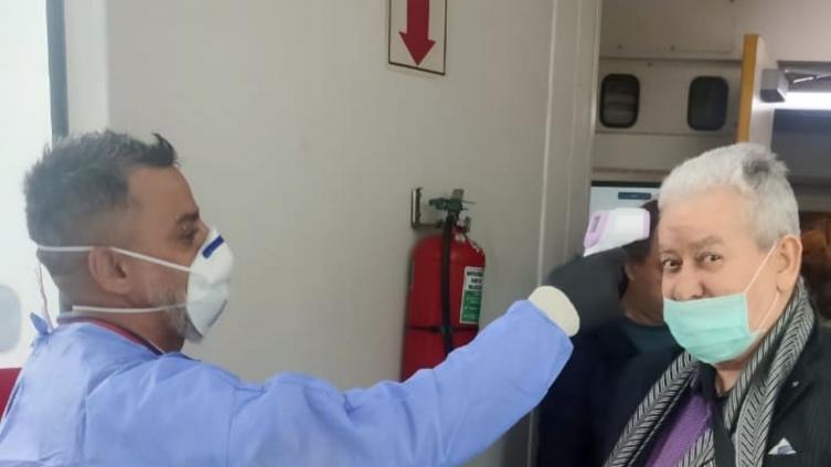 Aplican protocolo especial contra el coronavirus en Ezeiza