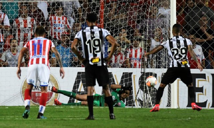 Unión compraría a Sebastián Moyano