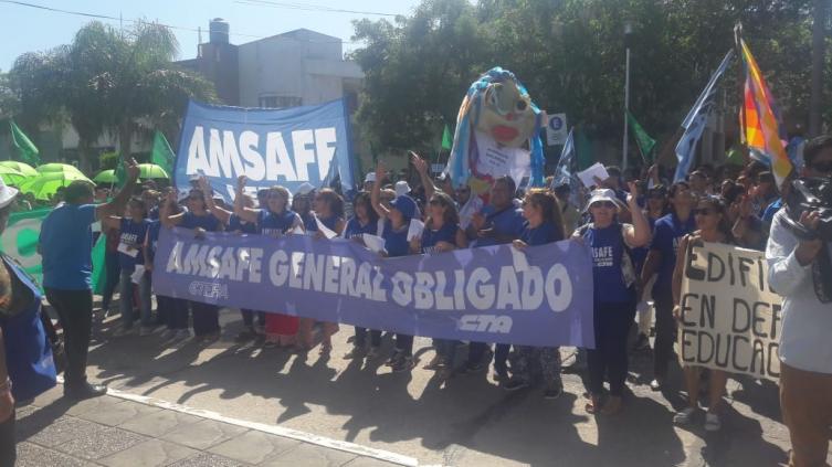 Movilización docente en Santa Fe y Reconquista