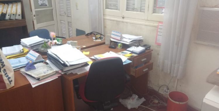 Robo y destrozos en el Ministerio de la Producción